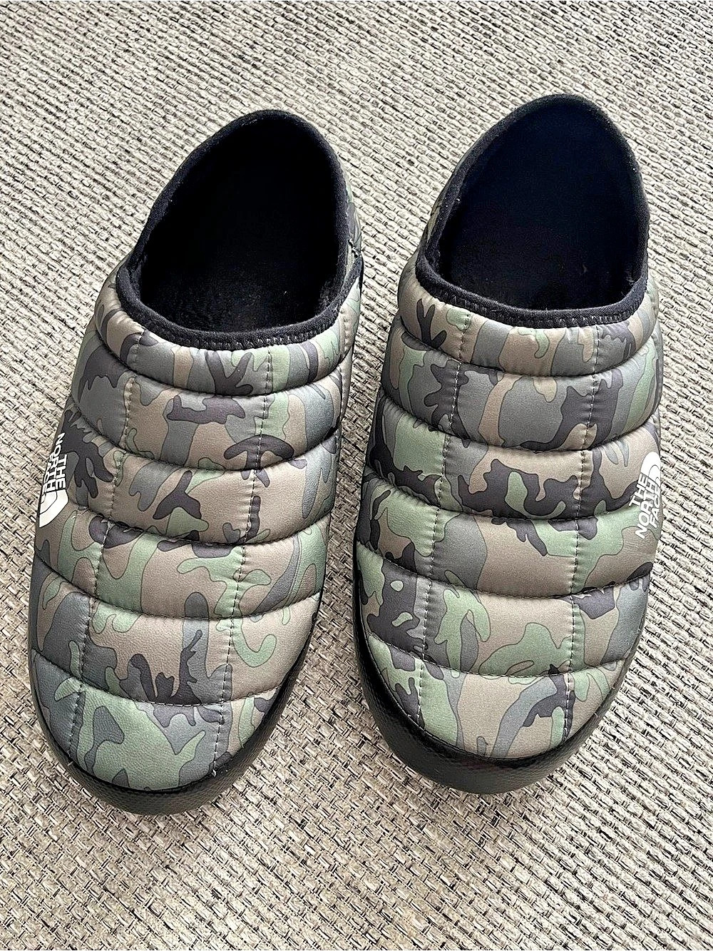 The North Face ThermoBall Traction Mule V Camo Slip-On Slippers in Green & Brown
